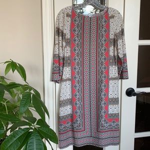 London Style 3/4 sleeve multicolored patterned shift dress, Small